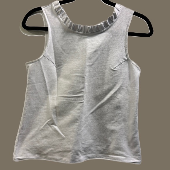 Banana Republic Crew Tank Top with a V in the back.Ruffles on the neckline. Sz S - Picture 1 of 5